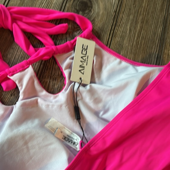 Hot pink swimsuit one piece halter xl new lined removable cups swim - Picture 3 of 4